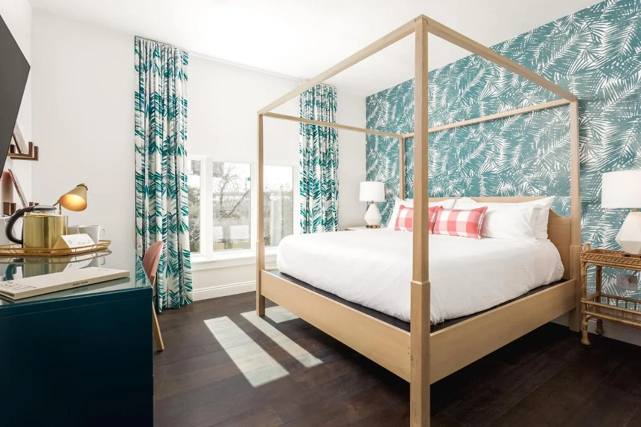 Lily Hall-A Boutique Hotel Pensacola